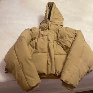 Zara Nude Cropped Puffer